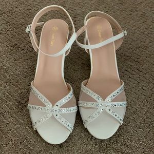 DREAM PAIRS Women's Nina Low Heel Pump Sandals